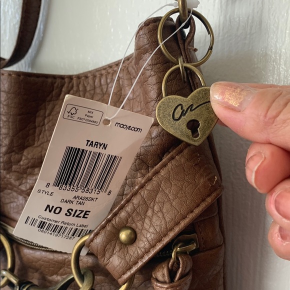 New with tag. American Rag Brown Crossbody Bag - Picture 3 of 5